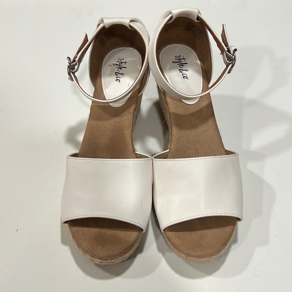 Women's Seleeney Espadrille Wedge Sandals. Color: White Size 9M - Picture 3 of 13